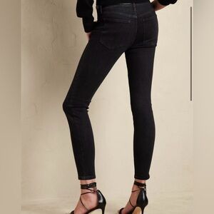 Banana Republic Mid-Rise Skinny Jean - size 27 - excellent condition!